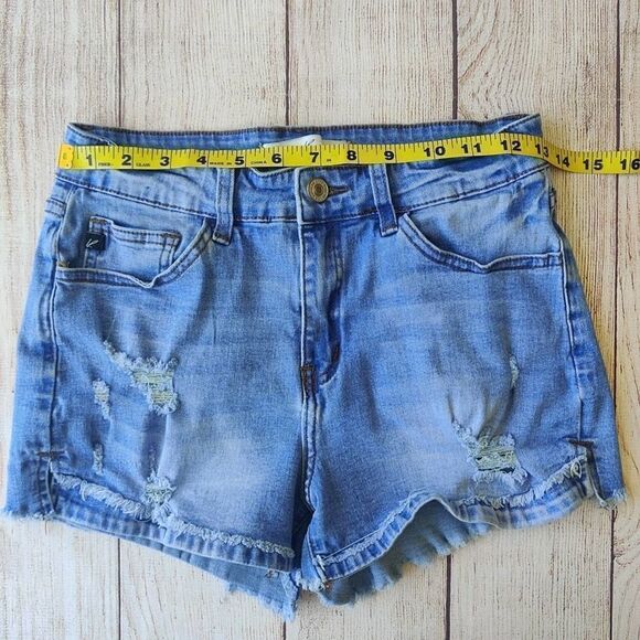 KanCan distressed fray hem denim shorts sz 27 - Picture 6 of 8